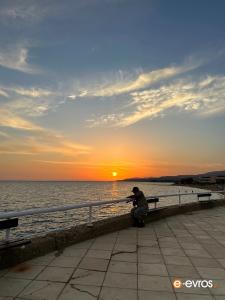 "Η Αλεξανδρούπολη στο χρυσό φως του δειλινού"