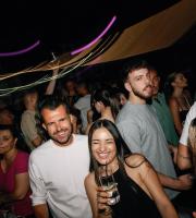 Η Έλενα Κώνστα ξεσήκωσε το NOA Rooftop με ένα εκρηκτικό DJ set