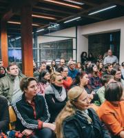 Πλήθος κόσμου στην Βιβλιοπαρουσίαση του Μίλτου Λειβαδίτη, στην Αλεξανδρούπολη