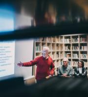 Πλήθος κόσμου στην Βιβλιοπαρουσίαση του Μίλτου Λειβαδίτη, στην Αλεξανδρούπολη