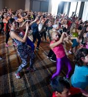Christmas ZUMBAthon για φιλανθρωπικό σκοπό από το DanceArt Academy