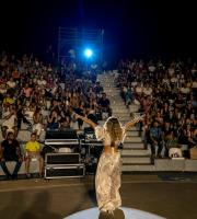 Η Νατάσσα Μποφίλιου live στην Αλεξανδρούπολη: Φωτογραφίες που καθηλώνουν!