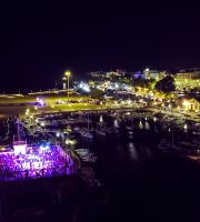 Μας "μάγεψε" η Κατερίνα Λιόλιου στο Yacht Club - Δείτε video και φωτος