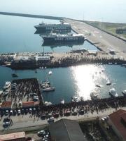 Με λαμπρότητα γιορτάστηκε ο αγιασμός των υδάτων στην Αλεξανδρούπολη (φωτο + video)