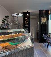 Snack Café – Μπουγάτσα