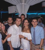 Τι γίνεται κάθε Παρασκευή στην πιο όμορφη ταράτσα της πόλης;!