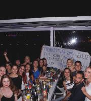 Τι γίνεται κάθε Παρασκευή στην πιο όμορφη ταράτσα της πόλης;!