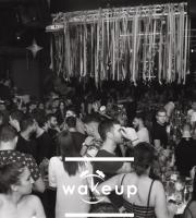 Το 1ο "Wake up event" πάρτι με Junior Pappa στο Studio 54, στις Φέρες