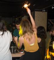 "God save the Room" χτες στο Room 6.