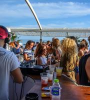 Andreas Athineos και Chris Papa στο opening του "Thea Thalassa beach bar"