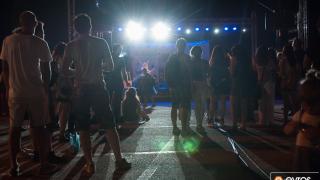 Πάμε Φλοίσβο. Εσύ; H πρώτη ημέρα του φεστιβάλ στο λιμάνι της Αλεξανδρούπολης