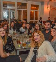 Τρελό ΟΠΕΝΙΝΓΚ πάρτυ στο "Ποτοπωλείο Χυμείο", στον πεζόδρομο ταχυδρομείου