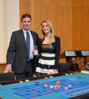 Απολαυστική ελληνική βραδιά στο Casino Thraki με πολύ μουσική και πλούσια δώρα.