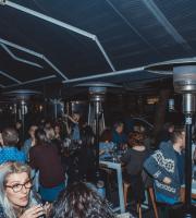 Κατάμεστο το SoHo Absolutely Fabulous με τον Λεωνίδα Μπαλάφα να μαγεύει το κοινό