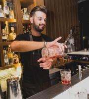 5α γενέθλια του SoΗo Absolutely Fabulous με Dj Ari Kokou στα decks