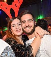 Παρασκευή βράδυ στο Prive Club με χριστουγεννιάτικη διάθεση