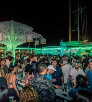 Yacht club: Ατελείωτη διασκέδαση μέχρι πρωίας!