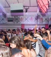 "Γκρεμίστηκε" το Reina Summer Club στο Closing Party του το Σάββατο.