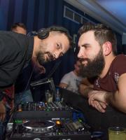 Απογείωσε το N.O.A. Cafe Bar ο Thodoris Triantafillou στο 5ο Music Session