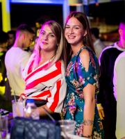 Yacht club: Αξέχαστες στιγμές στο closing party με τον Enoo Napa!