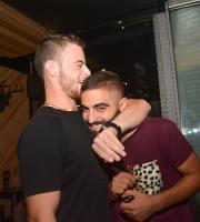 "Closing Summer Season" στο Room 6 για το τέλος της καλοκαιρινής σαιζόν.