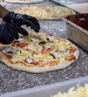 Πήγαμε στα εγκαίνια του Pizzaΐolo, την νέας πιτσαρίας στην παραλιακή της Αλεξανδρούπολης