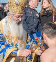 Με λαμπρότητα γιορτάστηκε ο αγιασμός των υδάτων στην Αλεξανδρούπολη (φωτο + video)