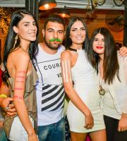 Σούπερ "White & Glow Edition" πάρτι την Παρασκευή στο "Κυβερνείο".