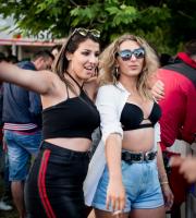 Οι Bad Bulls πήγαν παραλία και «σείστηκε» το Yolo beach bar!