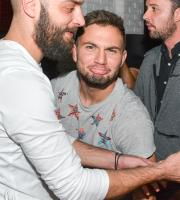 Κυριακή βράδυ με dj Niko Venetsano στο Room 6
