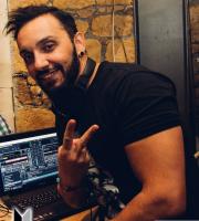 Το grande opening του Κυβερνείου παρέα με τον "Ta S.O.S Rizopoulos"