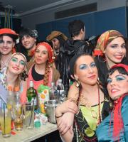 Σούπερ μασκέ πάρτι στο Ν.Ο.Α. την Πέμπτη. Γέλιο, χορός, χαμός!