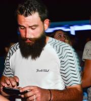 Μας ξεσήκωσε ο dj Tsisma την Παρασκευή στο Yacht Club