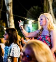 Βανδή - Παπαρίζου μαζί στη σκηνή της Γιορτής Κρασιού 2017 στην Αλεξανδρούπολη