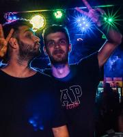 Τα "έσπασε" ο Jorgio Kioris στο χθεσινό πάρτι του Yasu beach bar 