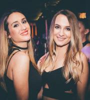 Διασκέδαση μέχρι τελικής πτώσης στο "Greek me up" party του Room 6 