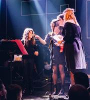 Συρροή κόσμου στην φιλανθρωπική βραδιά, που διοργάνωσαν οι "Θυγατέρες της Πηνελόπης"