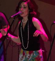 Η Ραχήλ Τσελεπίδου και ο Γιάννης Κυρατσός μας "ταξίδεψαν" μουσικά σε μια όμορφη βραδιά στο SoHo