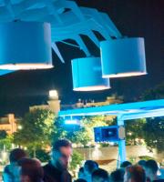 Οι Παρασκευές ανήκουν στο Υacht club!