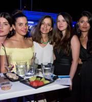 Οι Παρασκευές ανήκουν στο Υacht club!