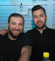 Οι Παρασκευές ανήκουν στο Υacht club!