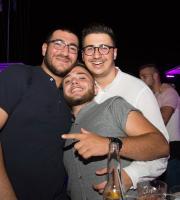 Οι Παρασκευές ανήκουν στο Υacht club!