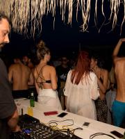 Triantafillou & Athinaios «ξεσήκωσαν» το Yasu!