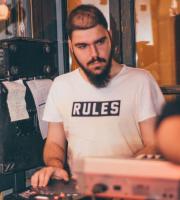 Φωτορεπορτάζ από το live του Λευτέρη Μυτιληναίου στο Κυβερνείο