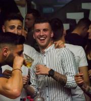 Όταν ο Nikos Diamantopoulos εμφανίστηκε στο SoHo και "απογείωσε" την διασκέδαση!