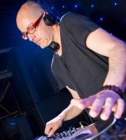 Όταν ο Nikos Diamantopoulos εμφανίστηκε στο SoHo και "απογείωσε" την διασκέδαση!