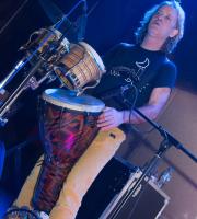 "Με κάθε τραγούδι & ένα ταξίδι" έκαναν όσοι βρέθηκαν στο Soho Absolutely Fabulous