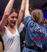 Ένα τρελό πάρτυ στήθηκε στο Thea Thalassa the bar με τον Μπίγαλη "on stage"!