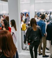 Φωτορεπορτάζ από τα εγκαίνια με fashion show του "Moda Seconto" στην Αλεξανδρούπολη