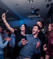 Το αδιαχώρητο επικράτησε στο Πρωτοχρονιάτικο party του ΝΟΑ